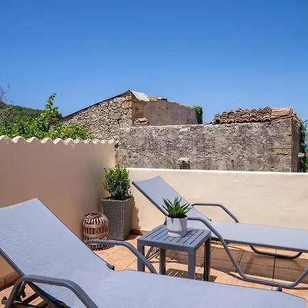 Ioannis Stonehouse, Quiet, Privacy & Sea View. Willa *