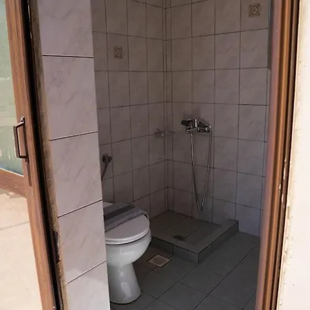 Ioannis Stonehouse, Quiet, Privacy & Sea View.